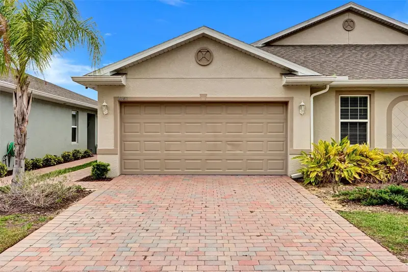 20462 Plumwood Loop, FL