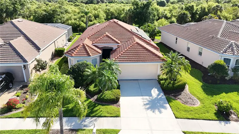 5174 Pine Shadow Ln, FL