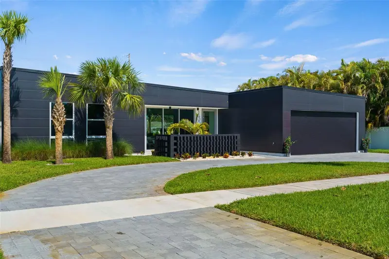 1304 Indian Rocks Rd, FL