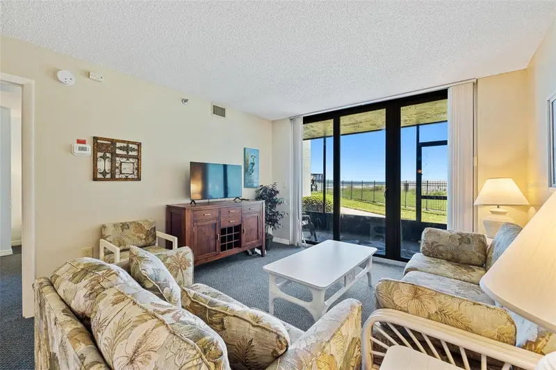 3405 S Atlantic Ave #101, FL