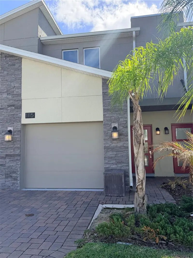 1115 Challenge Dr, FL