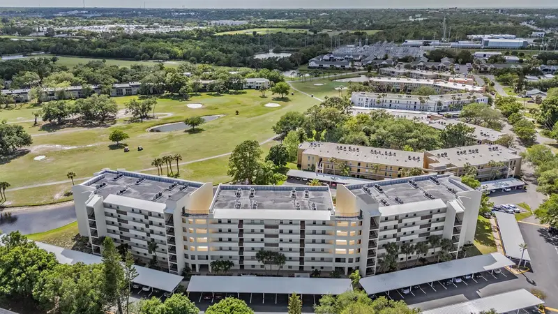225 Country Club Dr #1209, FL