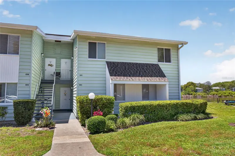 569 Midway Dr #B, FL