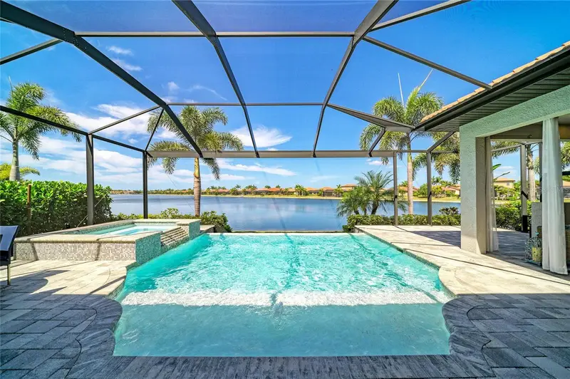 352 Maraviya Blvd, FL