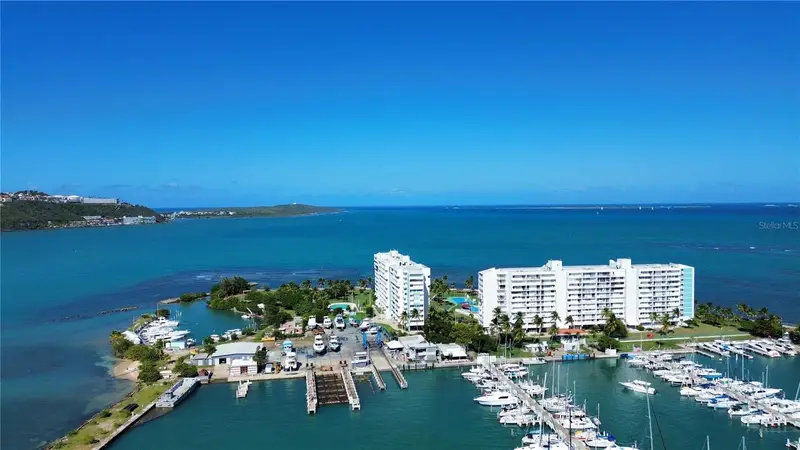 7h Cond. Isleta Marina Ii #7h, PR