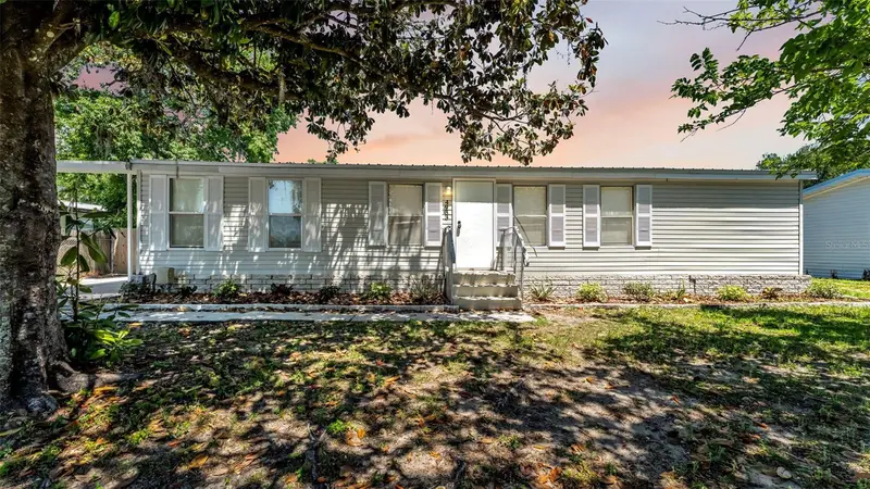 4933 Rollinglen Loop, FL
