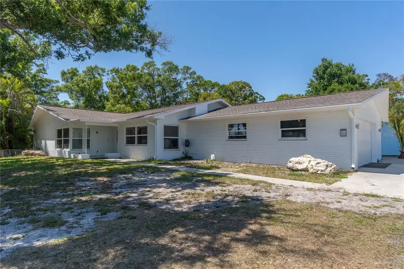 12705 Park Blvd, FL
