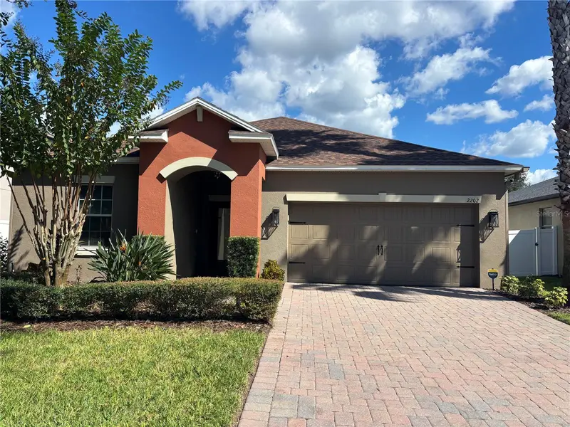 2202 Romanum Dr, FL