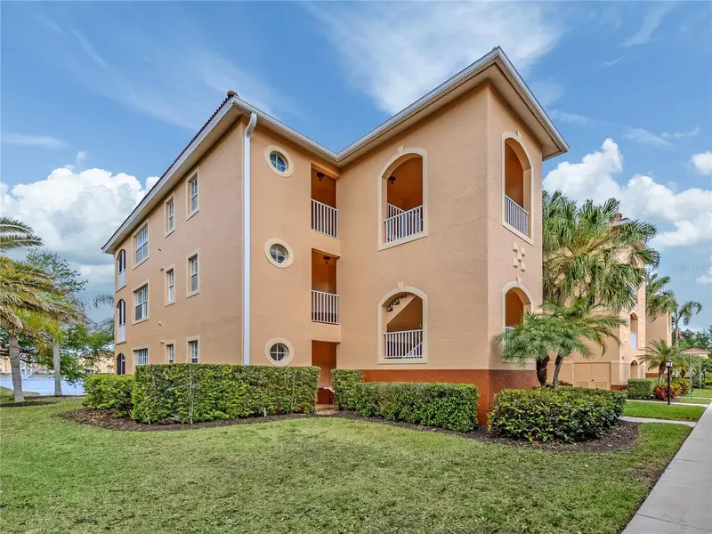 121 N Auburn Rd #11, FL