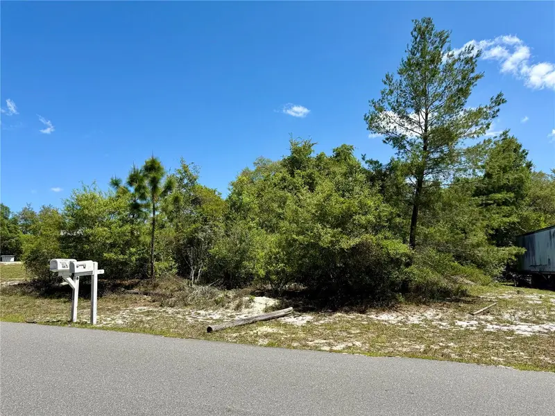 Benton Dr, FL