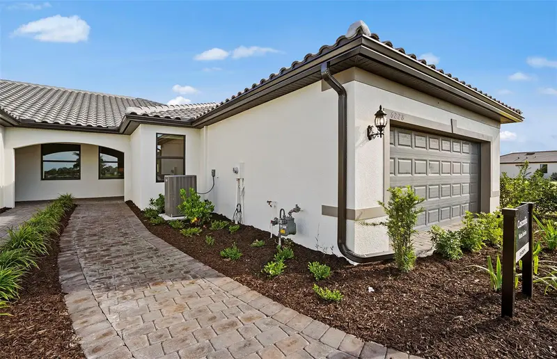 14240 Eagle Branch Dr, FL