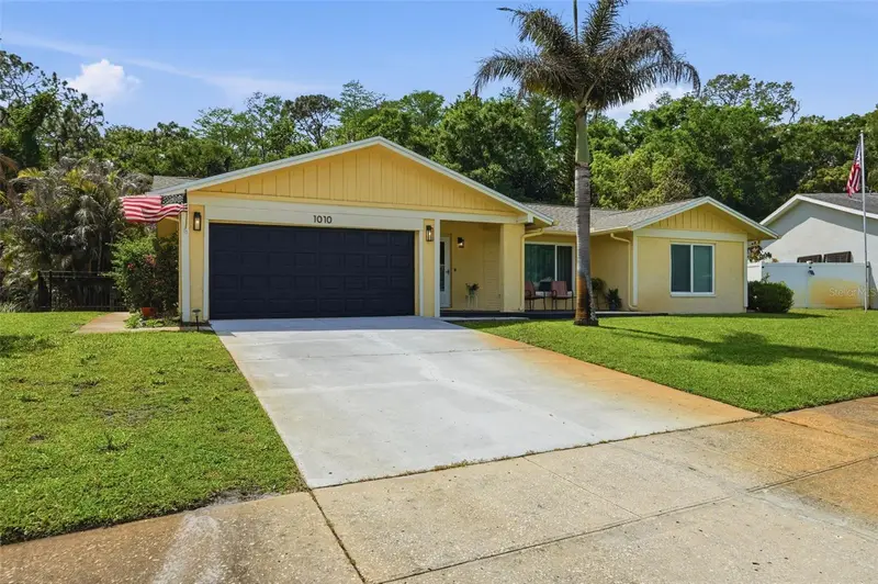 1010 Mainsail Way, FL