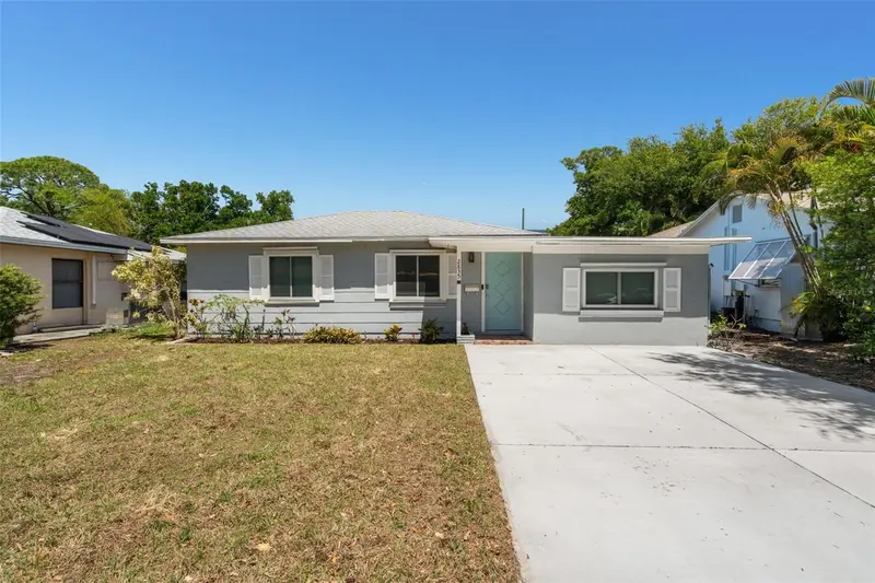 2835 11th Ave N, FL