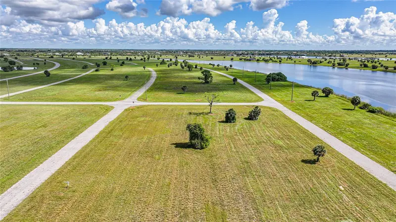 5 Willow Rd, FL