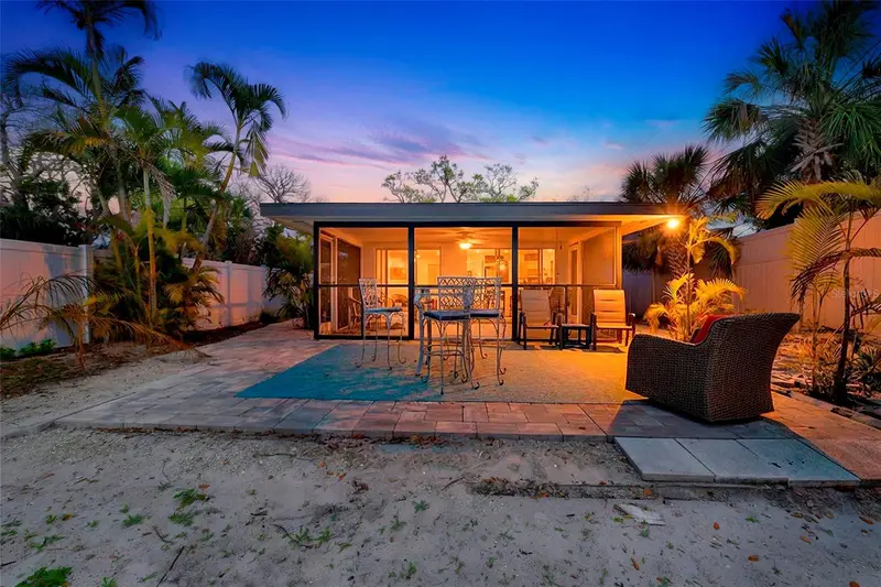 8456 Midnight Pass Rd, FL