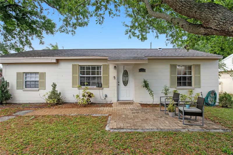 4215 W Bay Vista Ave, FL