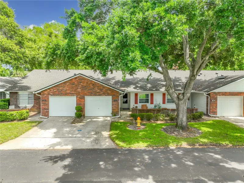 5143 Lazy Oaks Dr #5143, FL