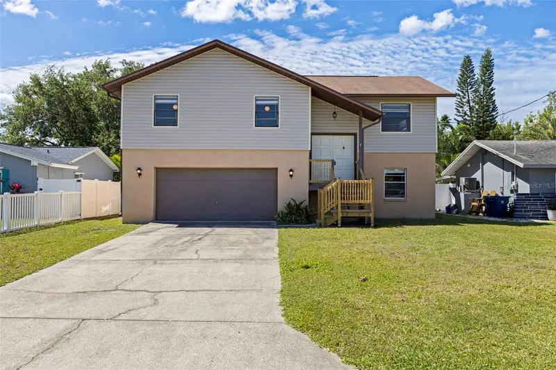 334 Crosswinds Dr, FL