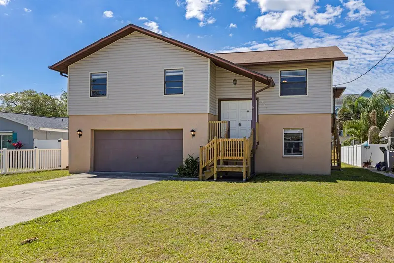 334 Crosswinds Dr, FL