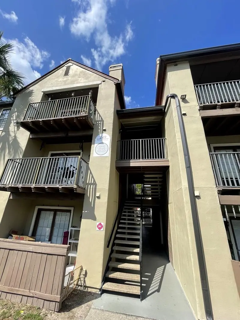 249 Afton Square, FL