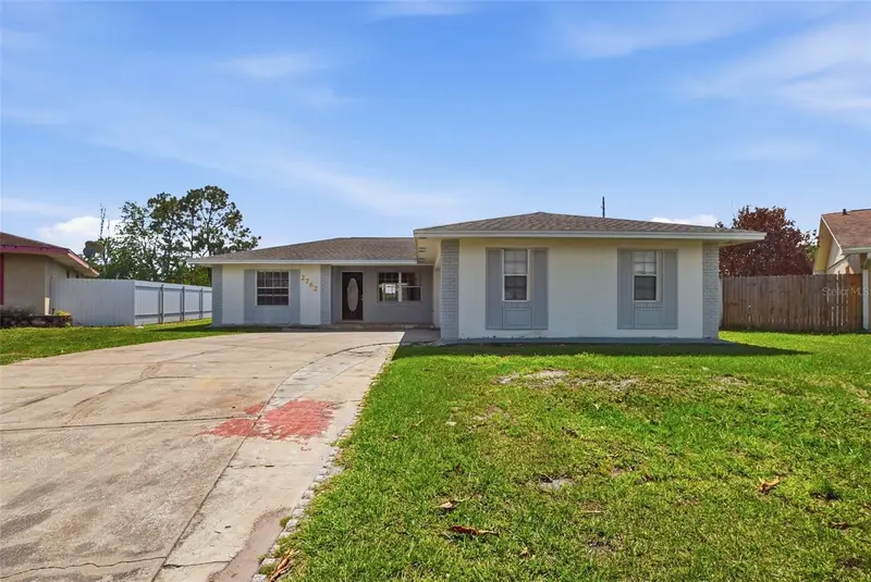 2762 Myakka Dr, FL
