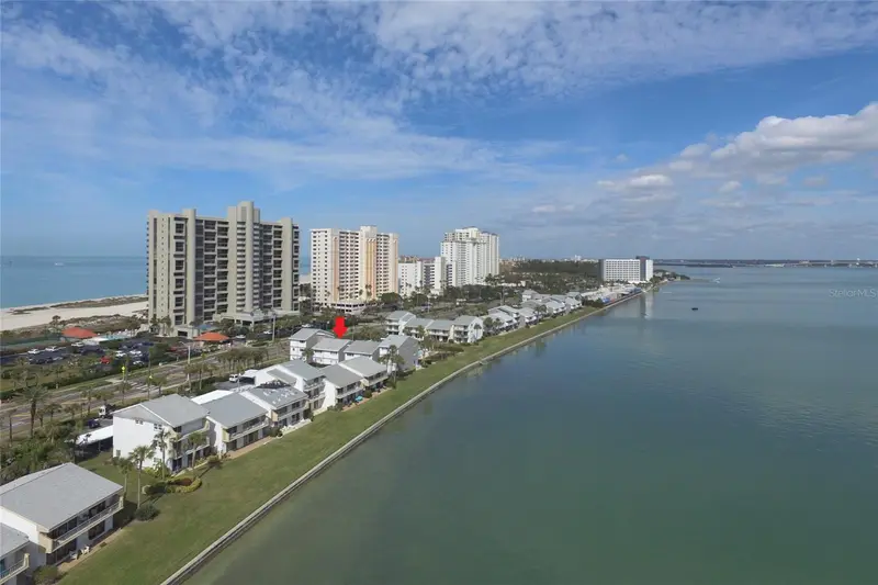 1351 Gulf Blvd #202, FL