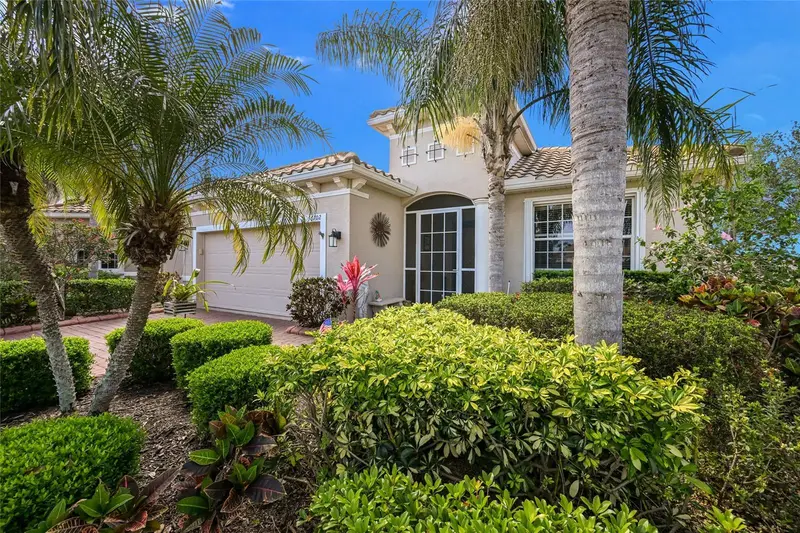 6702 41st Street Cir E, FL