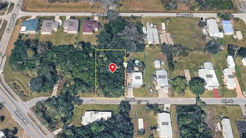 926 Elm St, FL