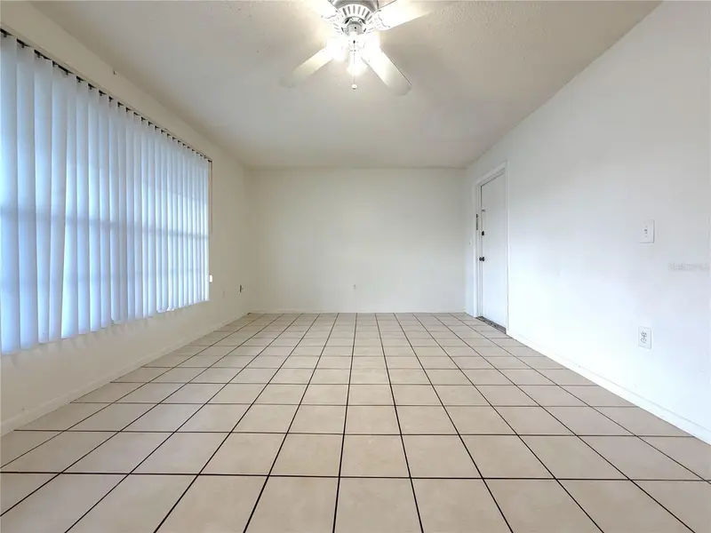 5200 Curry Ford Rd #102, FL