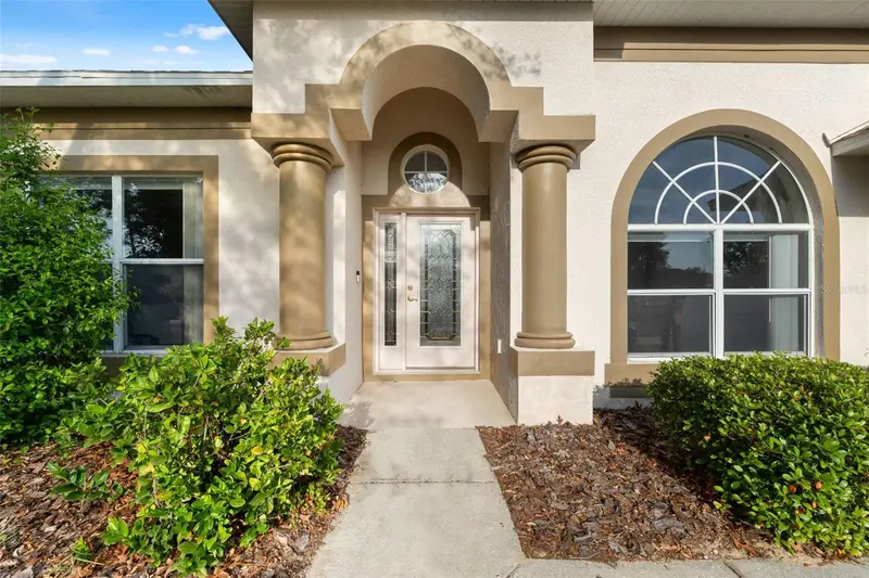 5683 Brackenwood Dr, FL