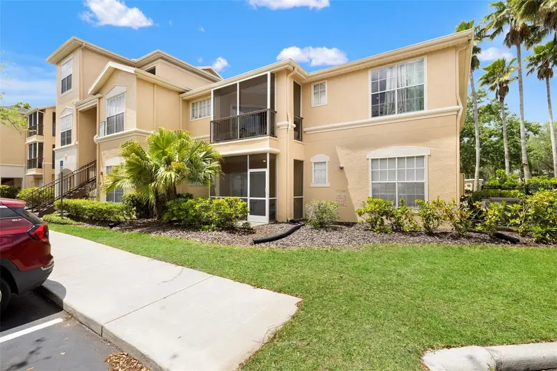 5125 Palm Springs Blvd #13104, FL