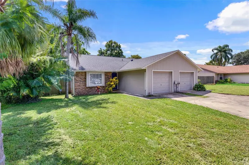 1362 Pleasant Oak Ln, FL