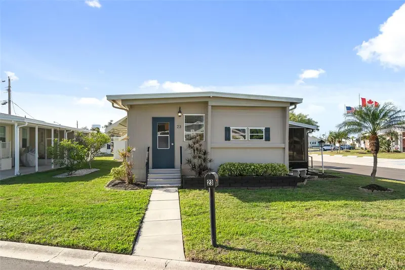 2900 8th Ave W #23, FL