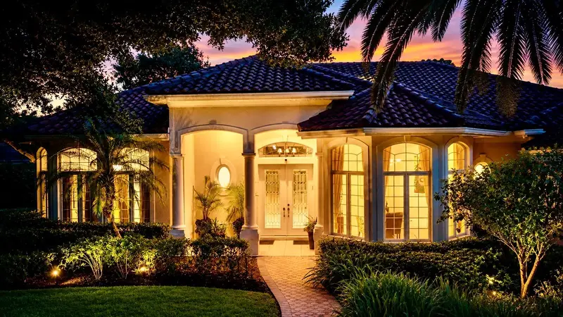402 Macewen Dr, FL
