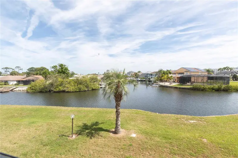 4609 Marine Pkwy #203, FL