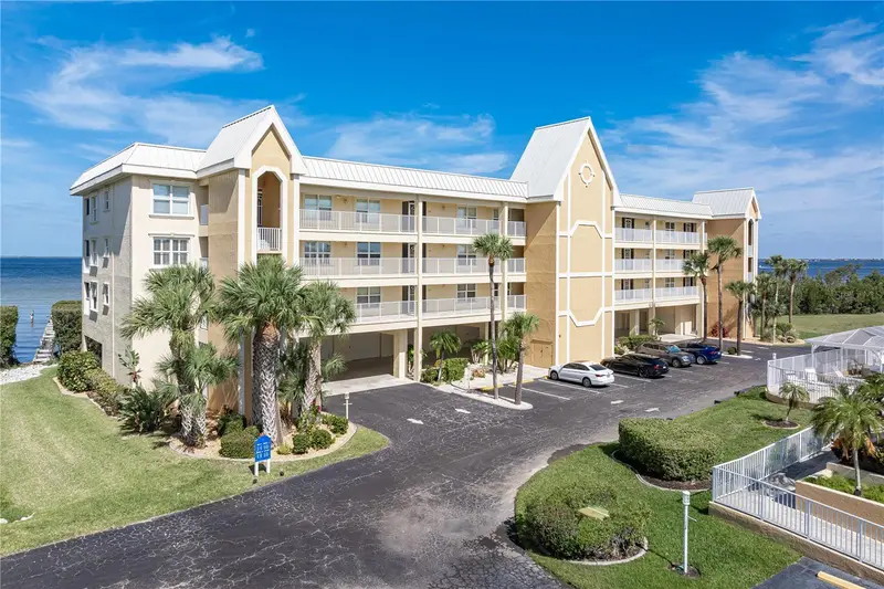 101 N Marion Ct #215, FL