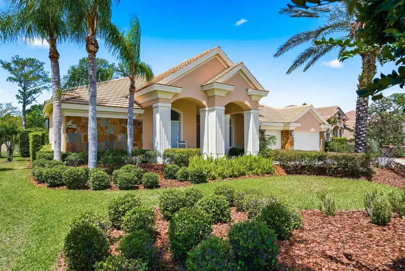976 Cypress Cove Way, FL