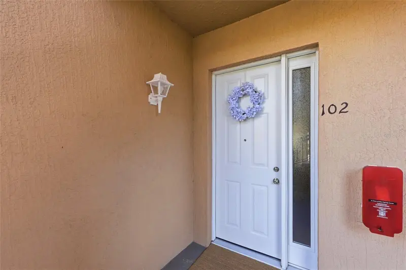 140 Calle El Jardin #102, FL