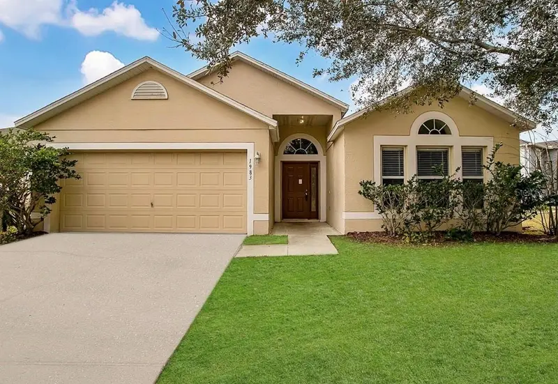 1983 Peridot Cir, FL