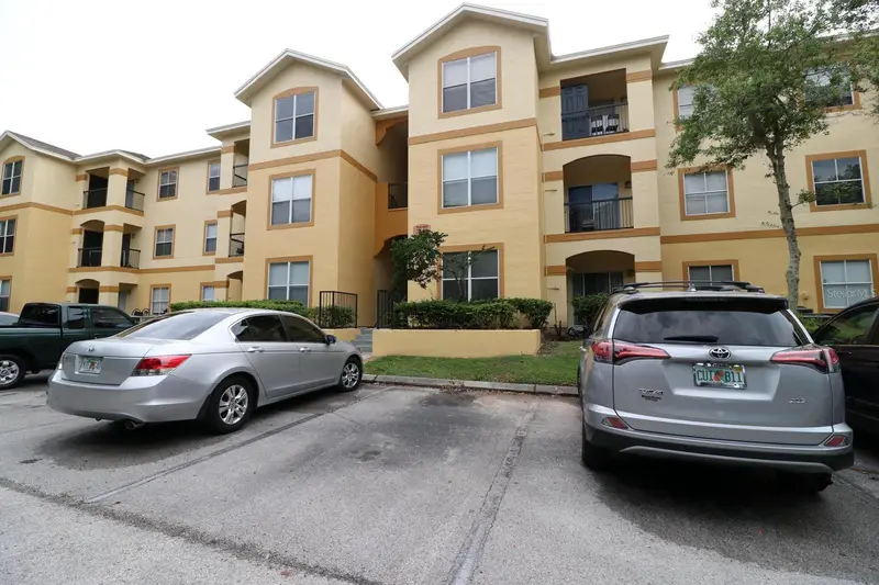 5610 Pinnacle Heights Cir #107, FL