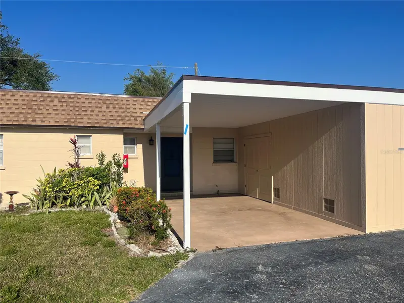 655 Park Cir, FL