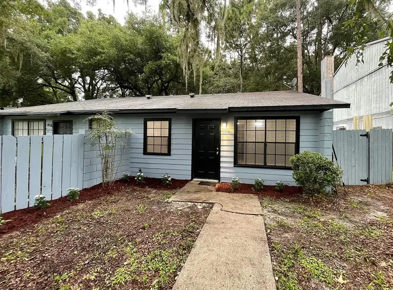 2210 Sw 70th Ter, FL