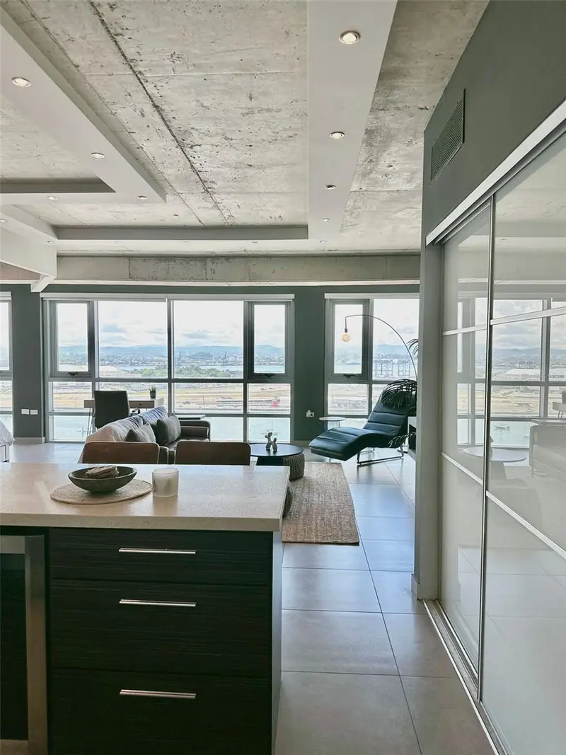 404 Constitucion Ave Ave #1706, PR