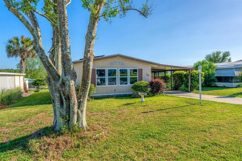 516 Jason Dr, FL