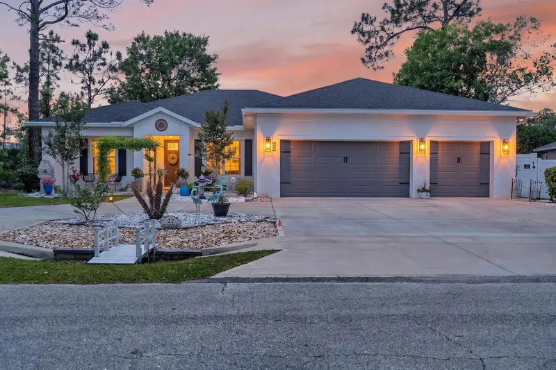22 White Hurst Ln, FL