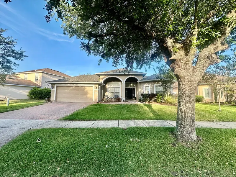 2693 Patrician Cir, FL