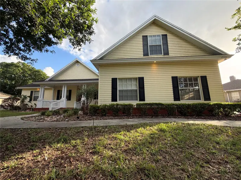 255 Bayberry Dr, FL