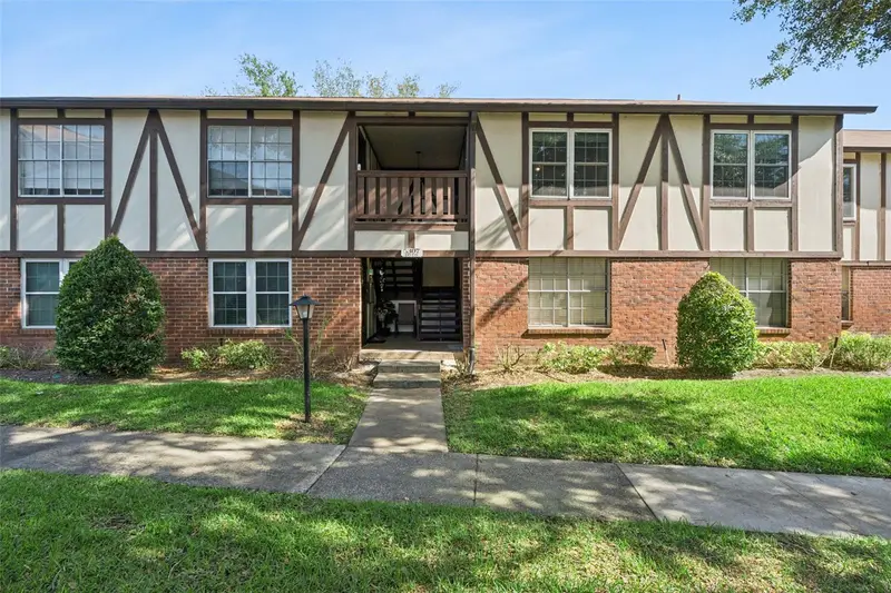 5307 Hansel Ave #D8, FL