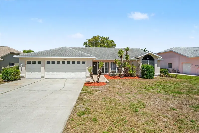 9389 Fox Hollow Ln, FL