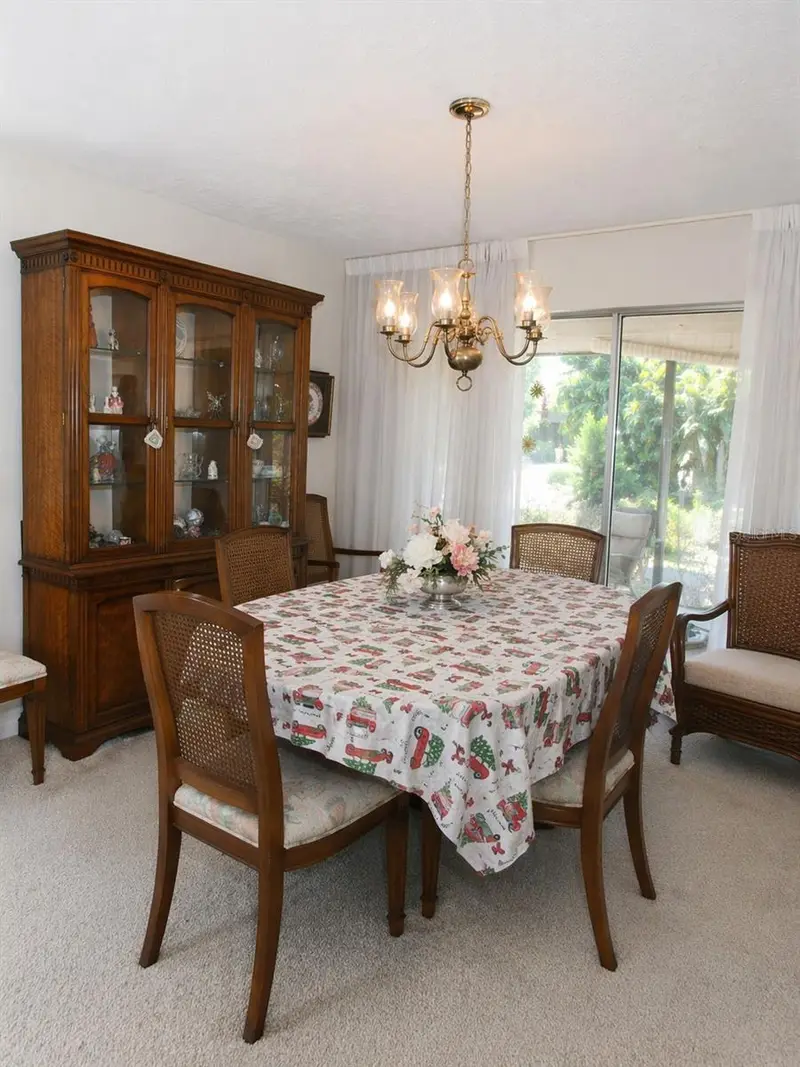 1606 Cypress Point Ct, FL